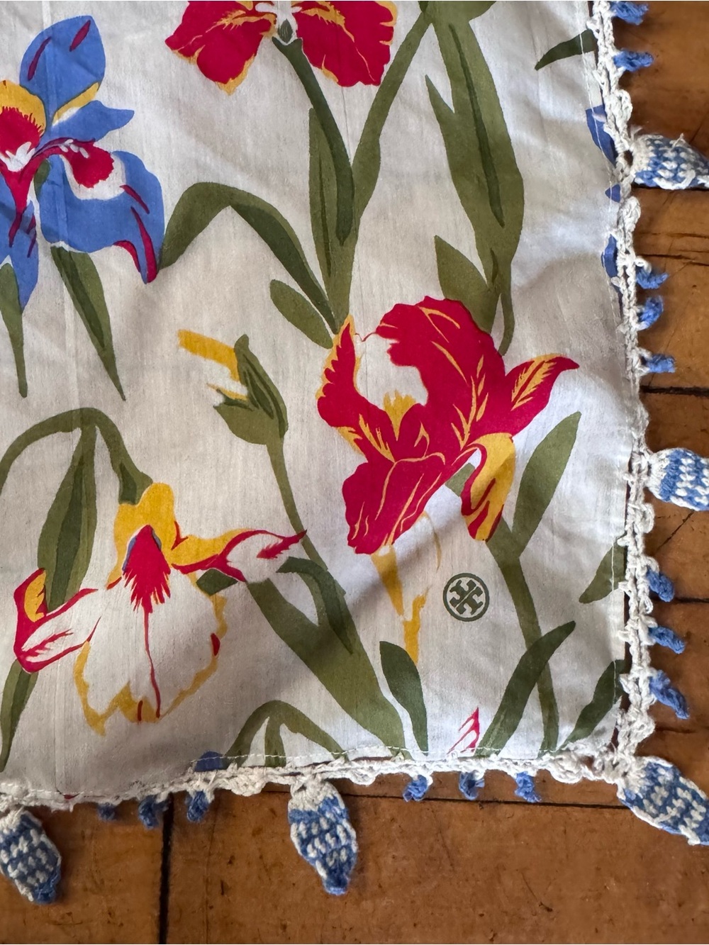 Tory Burch scarf square cotton floral fringe detail white red yellow spring - Picture 4 of 5